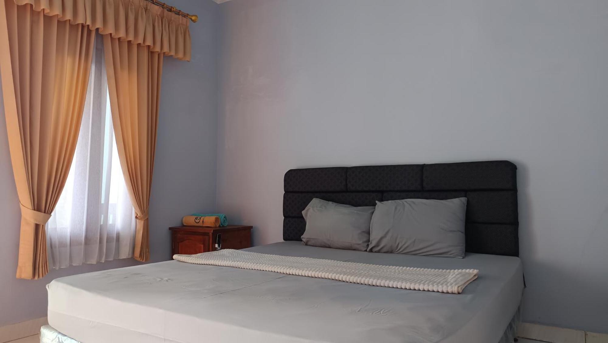 Embun Rinjani Homestay セナル エクステリア 写真